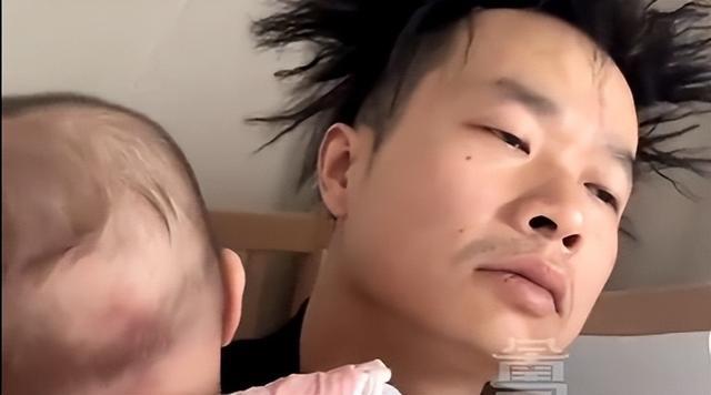 小狗网友：等辅导作业时才是高光时刻新利娱乐健身教练带娃四个月变潦草